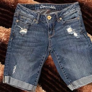 Aeropostal short 99% cotton and 1% spandex